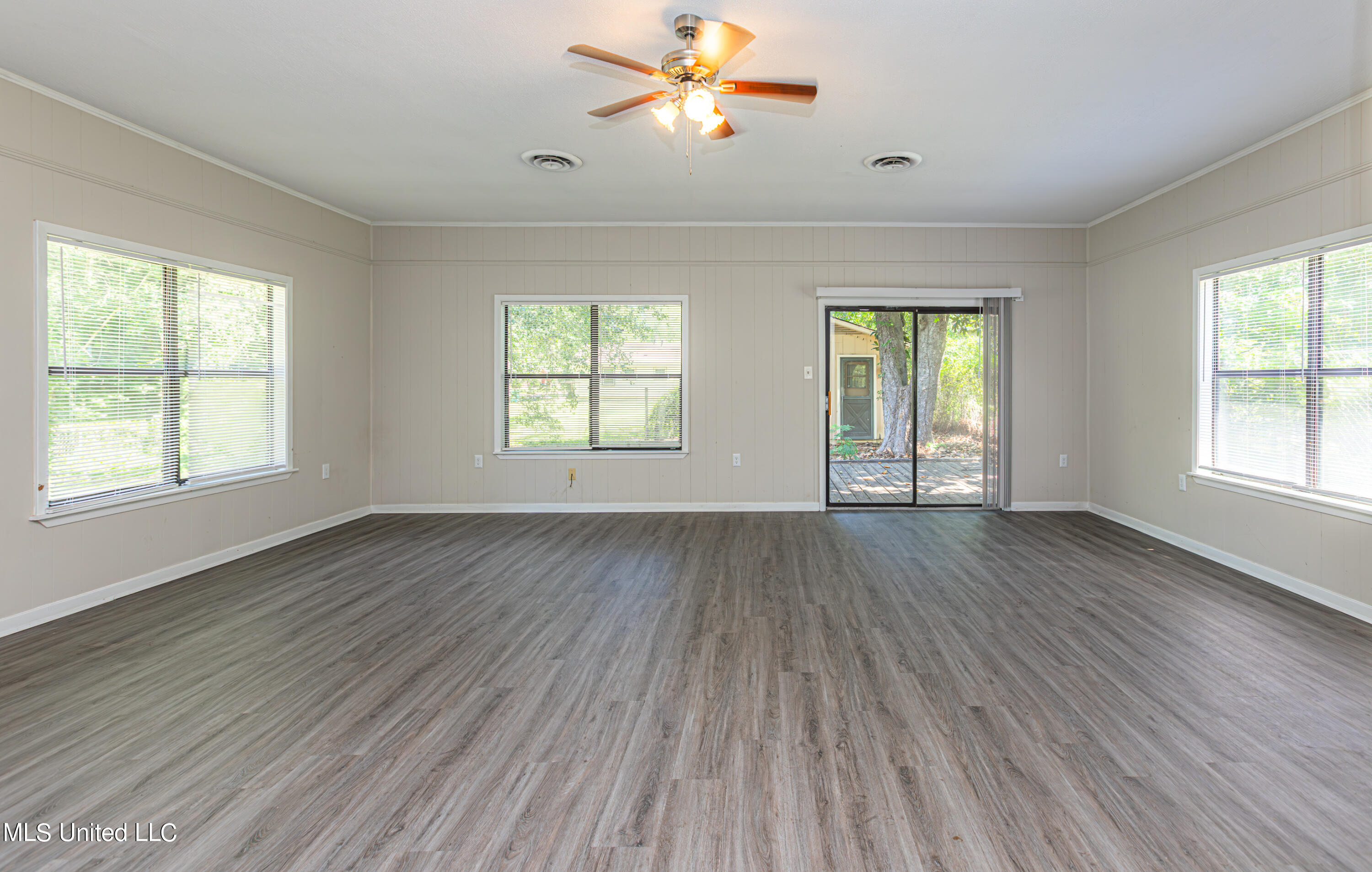 707 George Street Canton, MS 39046 - Photo 7 of 20 1R4A2015-Enhanced-NR