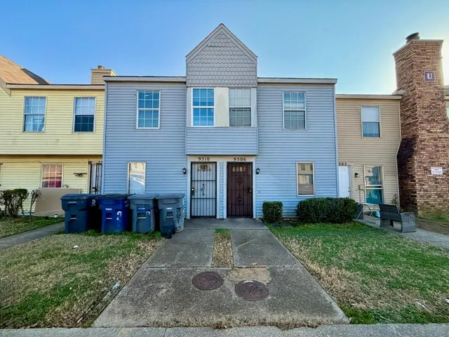 $1,150 | 9510 Olde Towne Row, Dallas, TX 75227