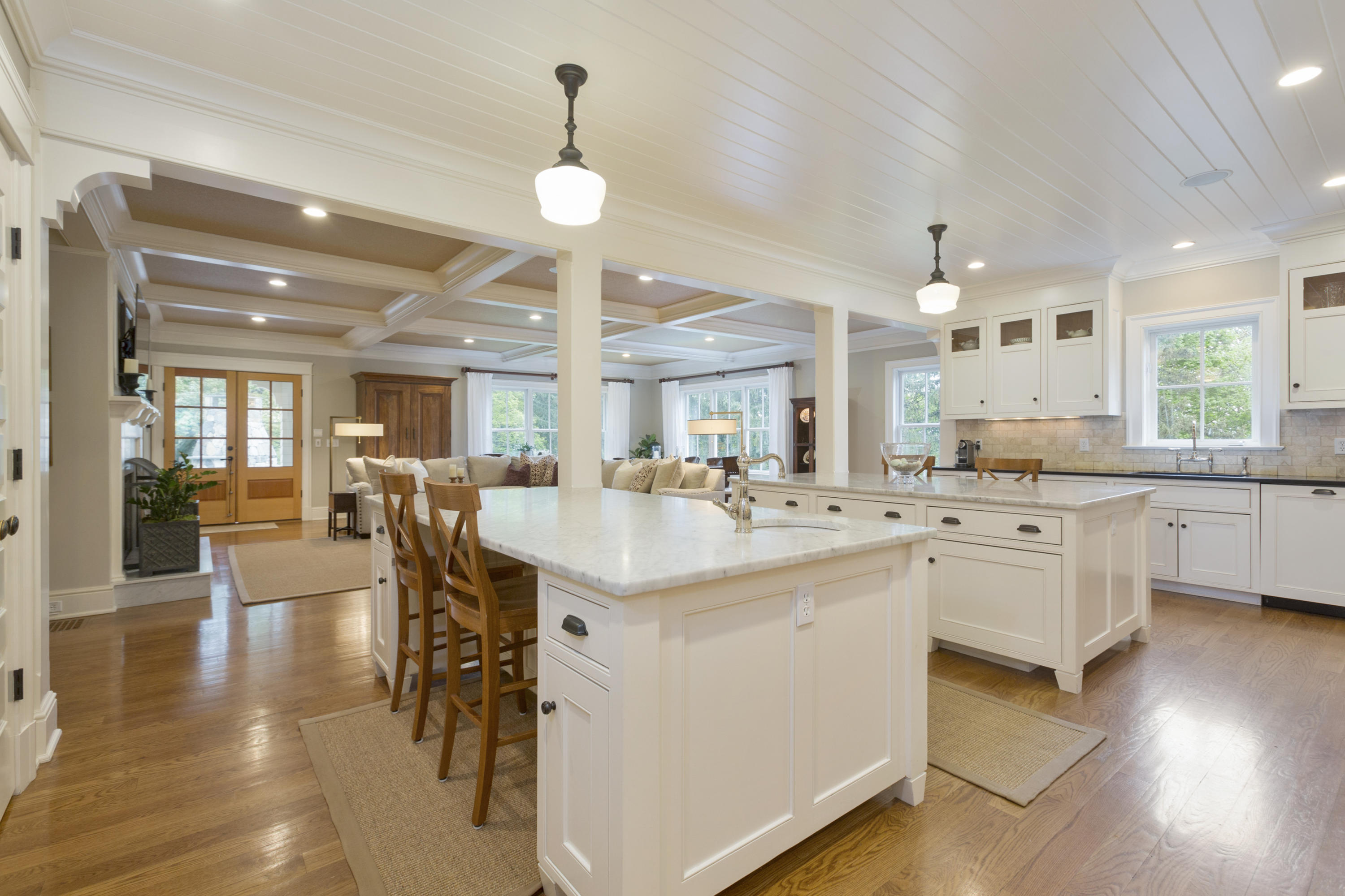 62 Stanton Road Darien, CT 06820 - Photo 11 of 52 a large kitchen with lots of counter top space and appliances