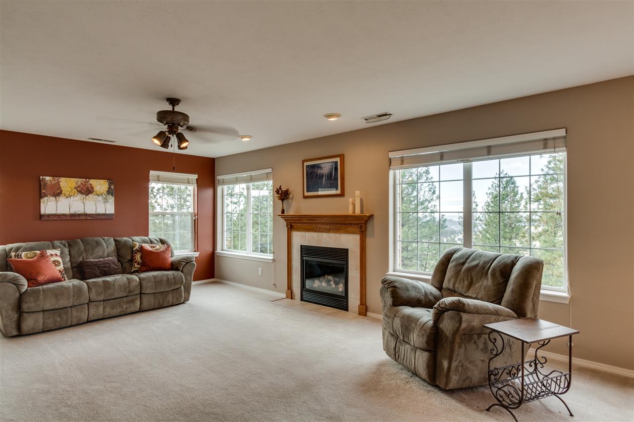 15910 East Steele Ridge Lane Spokane, WA 99217 - Photo 4 of 20 Gallery Image 4