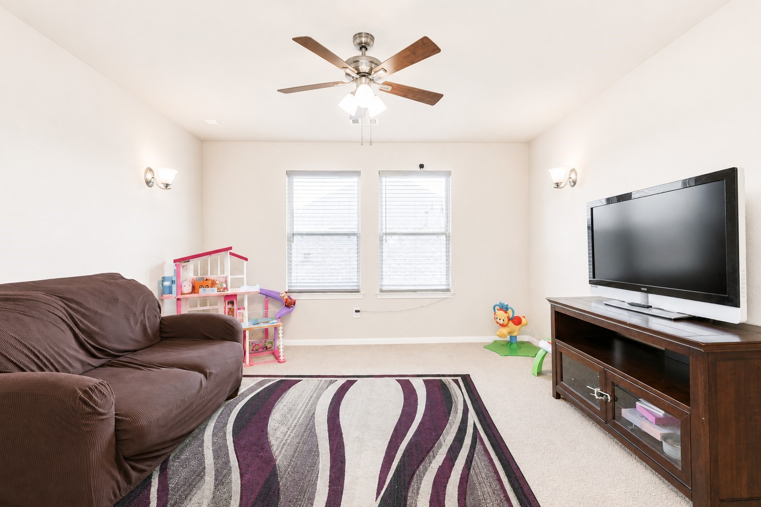 10423 Rochester Hls Lane Tomball, TX 77375 - Photo 22 of 36 Discover this versatile space upstairs for play, relaxation, or entertainment.
