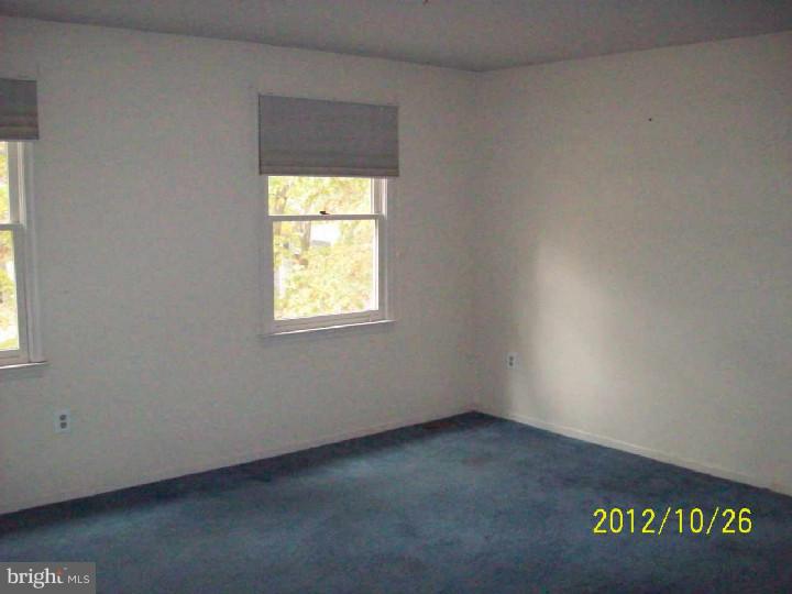 9 Goats Hill Road Sicklerville, NJ 08081 - Photo 9 of 13 Bedroom 3
