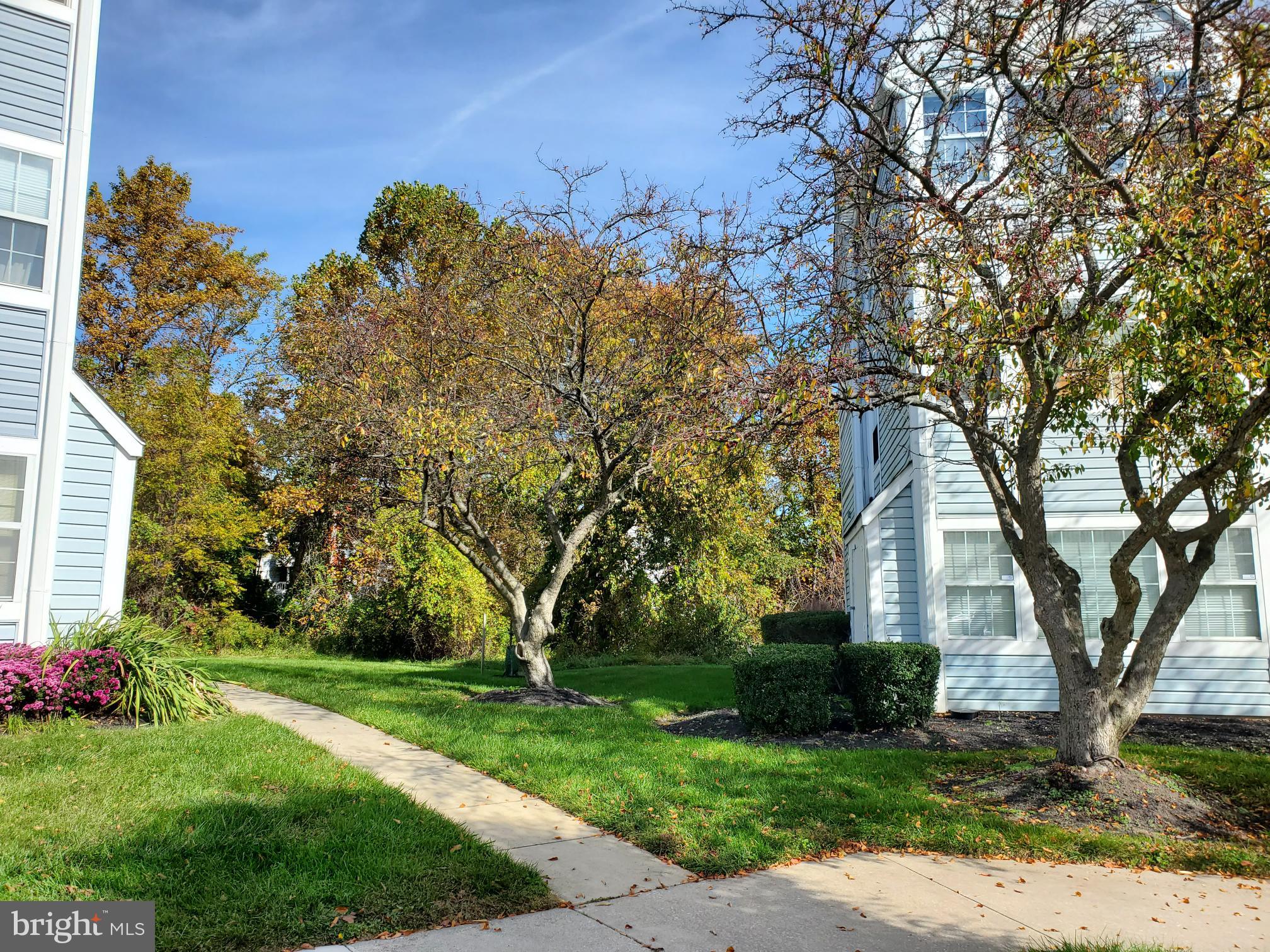 8511 Falls Run Road, Unit J Ellicott City, MD 21043 - Photo 3 of 4 Community