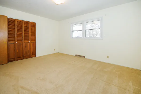 $265,000 | 2805 Coventry Court, Bloomington, IL 61704