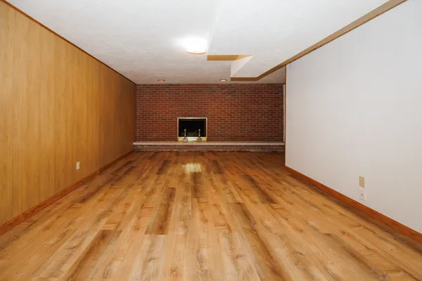 $265,000 | 2805 Coventry Court, Bloomington, IL 61704