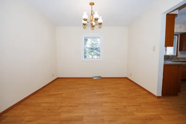 $265,000 | 2805 Coventry Court, Bloomington, IL 61704