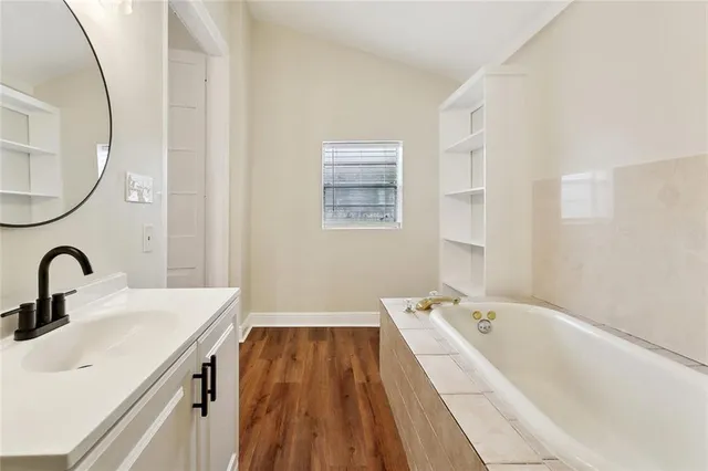 $299,000 | 838 Jefferson Street, Gretna, LA 70053