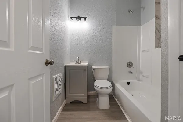 $269,900 | 3440 Potomac Street, St. Louis, MO 63118