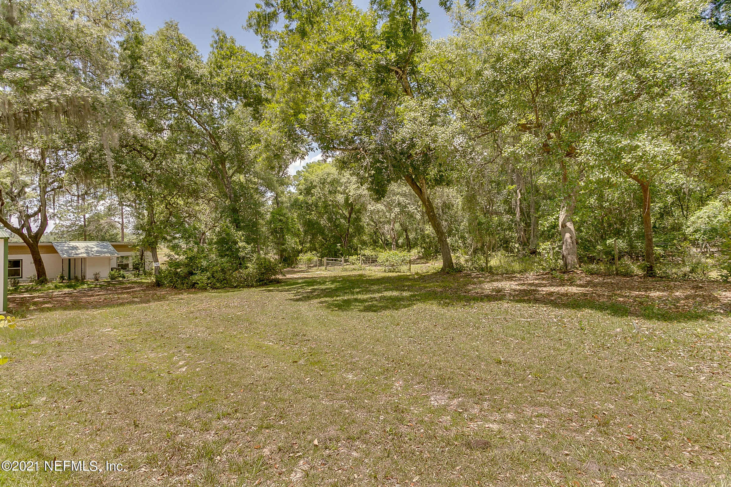 7130 Pinon Road Keystone Heights, FL 32656 - Photo 33 of 34 33-Front-Yard-View-2