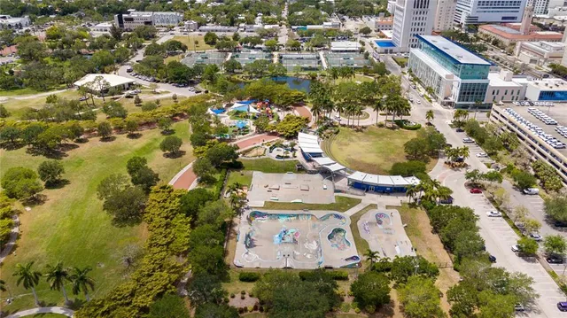 $735,000 | 2344 Lindstrom Street, Sarasota, FL 34237