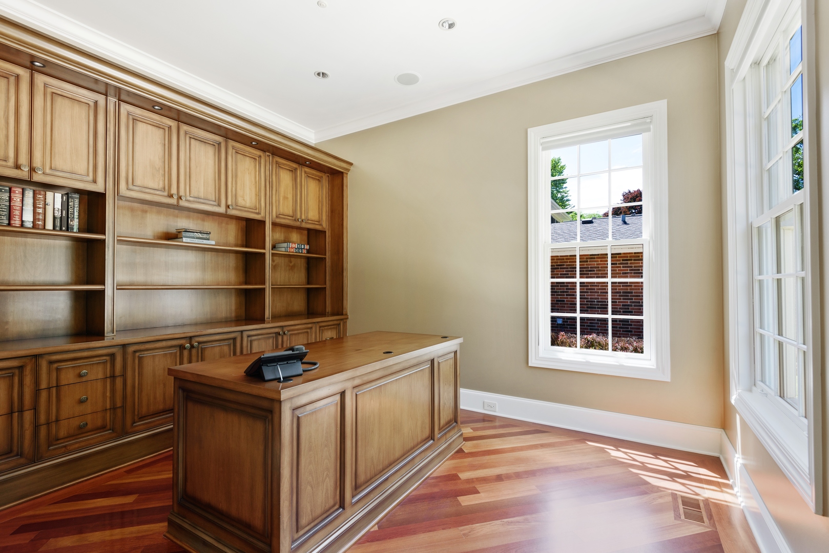 2015 Lake Avenue Wilmette, IL 60091 - Photo 15 of 45 a storage room with wooden floor and windows