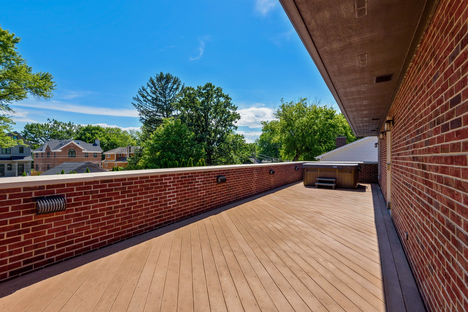 2015 Lake Avenue Wilmette, IL 60091 - Photo 40 of 45 a view of balcony with wooden floor and potted plants