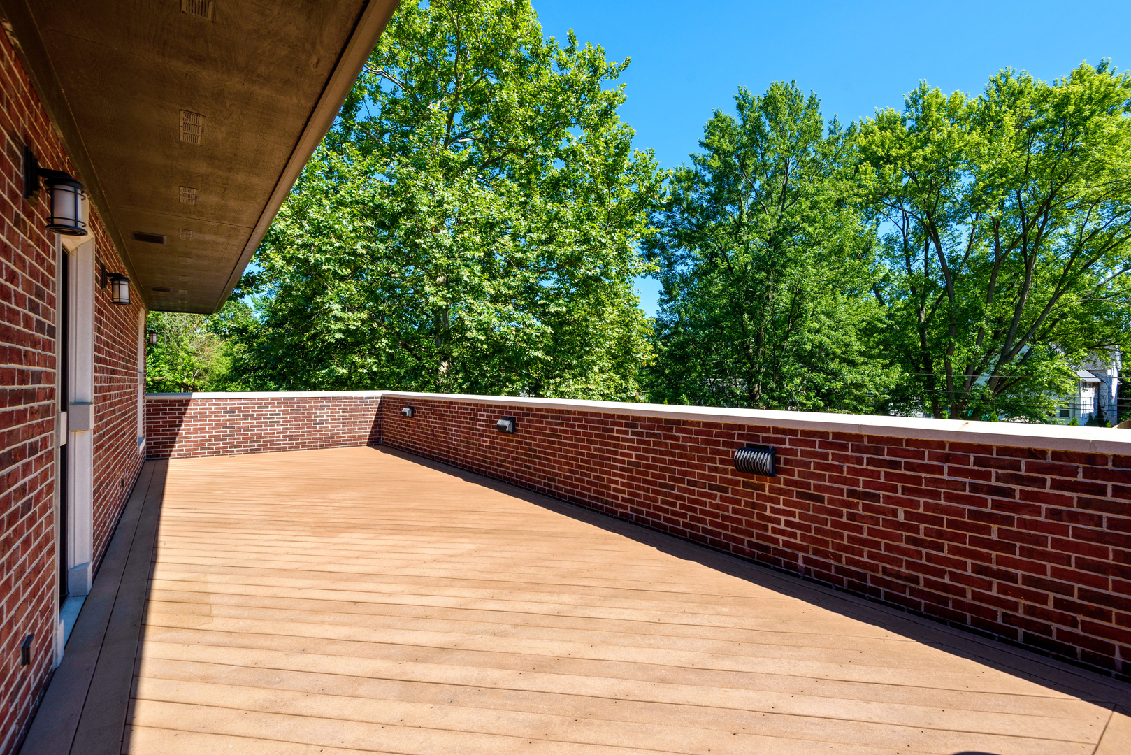 2015 Lake Avenue Wilmette, IL 60091 - Photo 41 of 45 a view of balcony with furniture