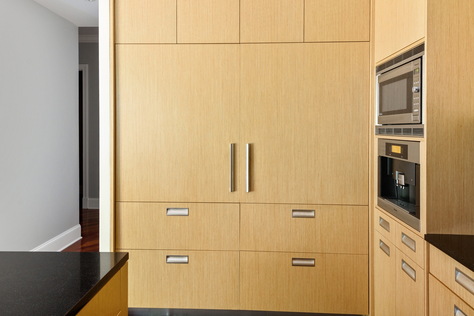 2015 Lake Avenue Wilmette, IL 60091 - Photo 10 of 45 a close view of a refrigerator