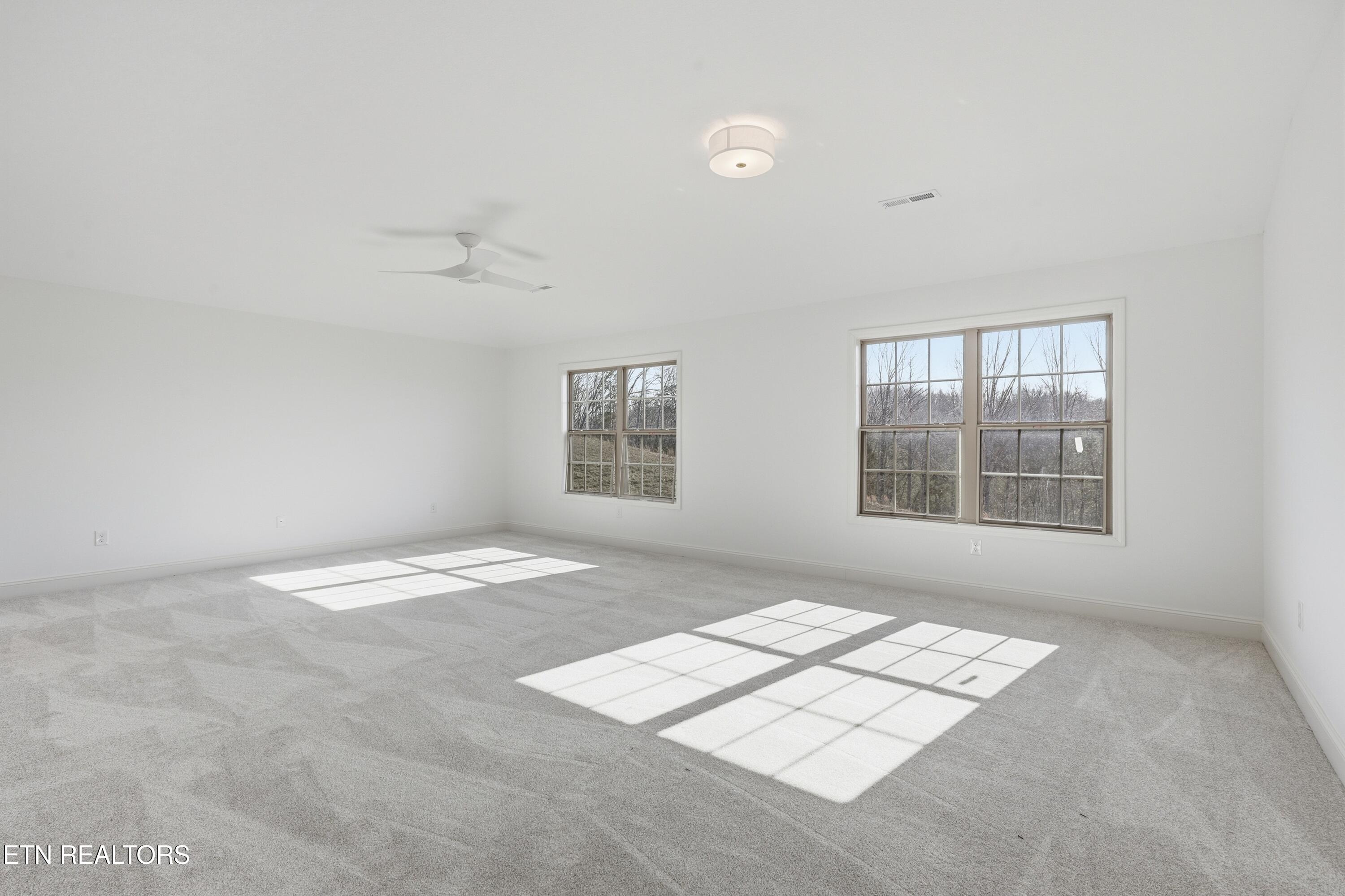 1882 Hickory Reserve Road Knoxville, TN 37932 - Photo 14 of 27 Primary Bedroom