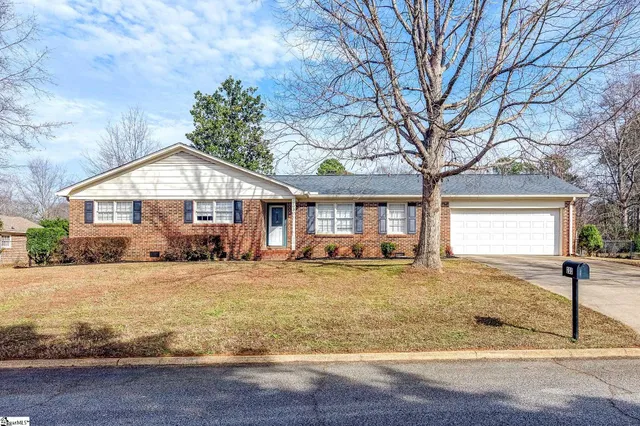 $309,900 | 203 Needles Drive, Simpsonville, SC 29680