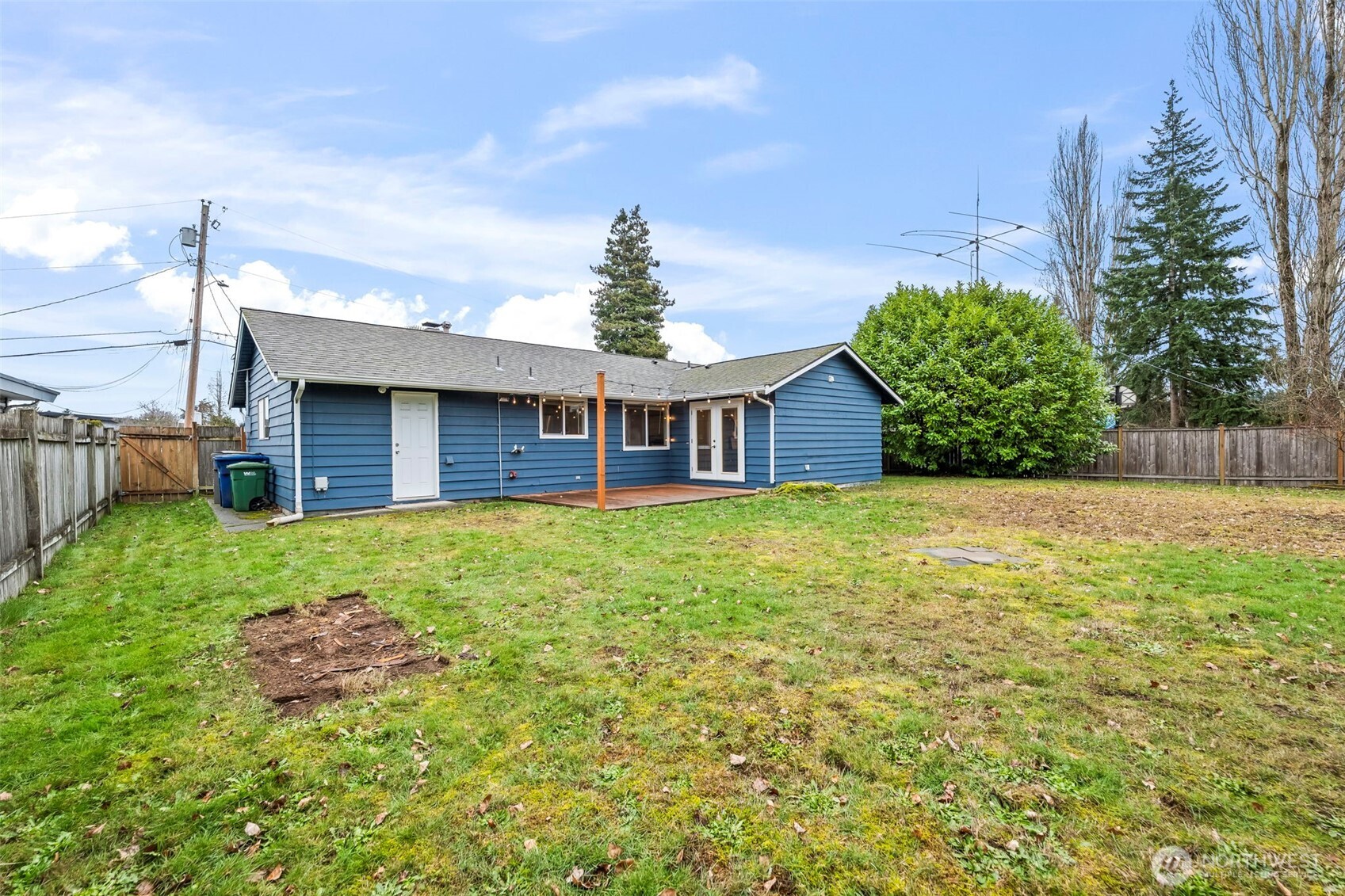 16519 116th Place Southeast Renton, WA 98058 - Photo 28 of 28 a view of a house with a garden