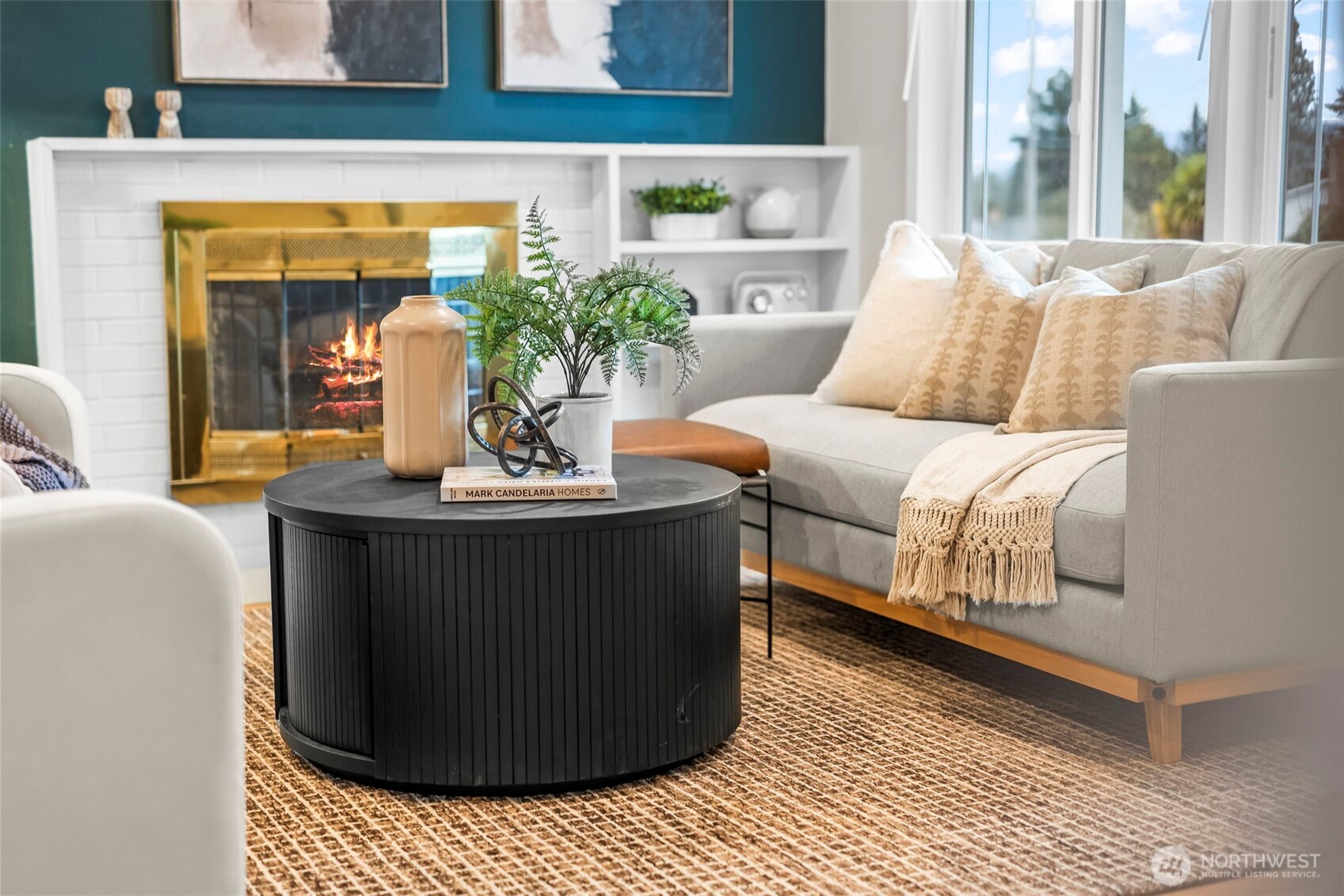 16519 116th Place Southeast Renton, WA 98058 - Photo 8 of 28 a living room with furniture and a potted plant