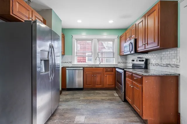 $375,000 | 17 Henry Street, Fitchburg, MA 01420