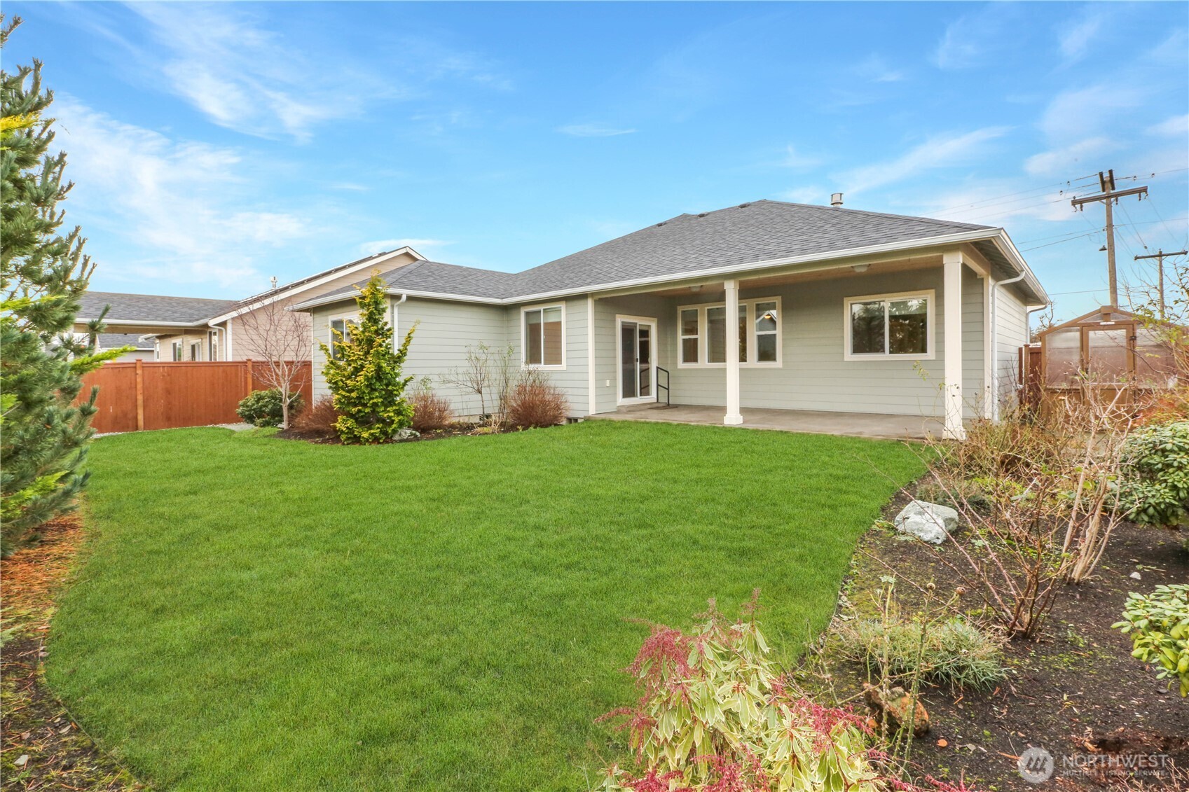 4192 McLaughlin Road Mount Vernon, WA 98273 - Photo 36 of 40 a front view of house with yard and green space