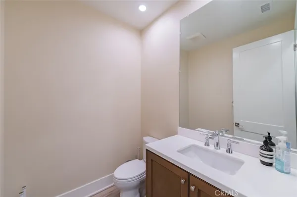 $9,800 | 58 Longchamp, Irvine, CA 92602