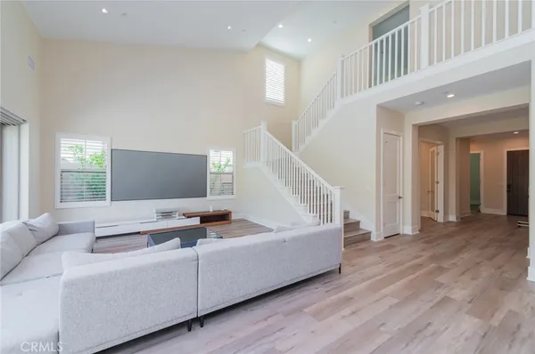 $9,800 | 58 Longchamp, Irvine, CA 92602