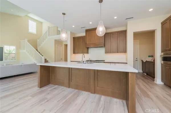 $9,800 | 58 Longchamp, Irvine, CA 92602