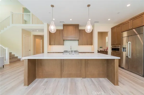 $9,800 | 58 Longchamp, Irvine, CA 92602