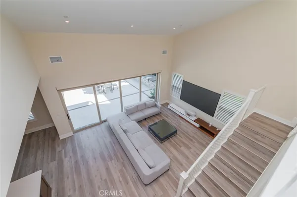 $9,800 | 58 Longchamp, Irvine, CA 92602