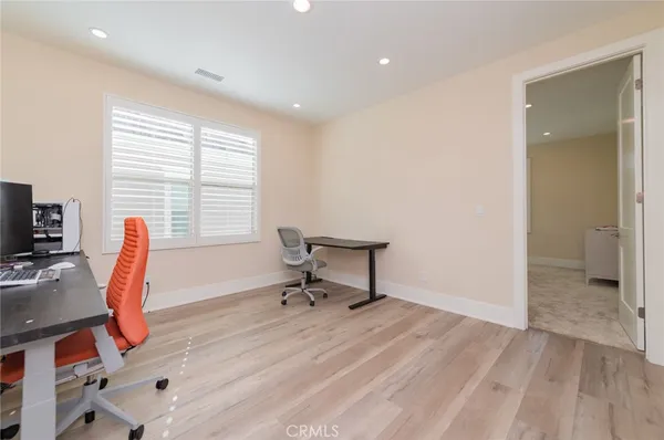 $9,800 | 58 Longchamp, Irvine, CA 92602