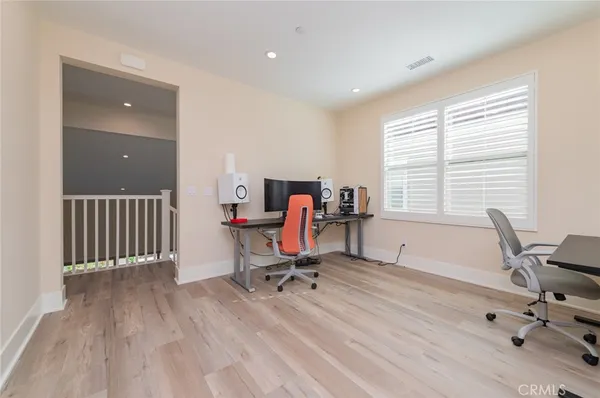 $9,800 | 58 Longchamp, Irvine, CA 92602