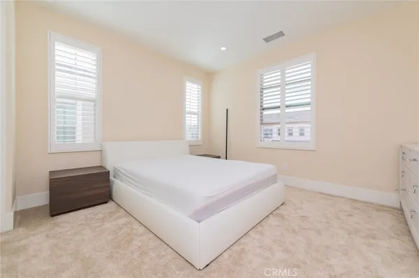 $9,800 | 58 Longchamp, Irvine, CA 92602
