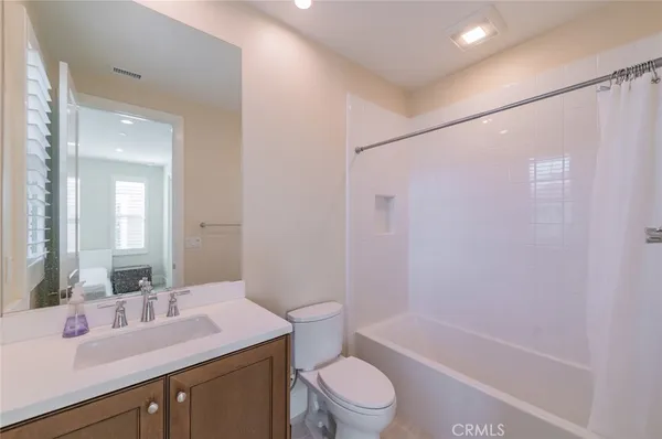 $9,800 | 58 Longchamp, Irvine, CA 92602