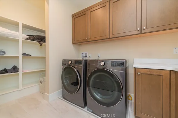 $9,800 | 58 Longchamp, Irvine, CA 92602