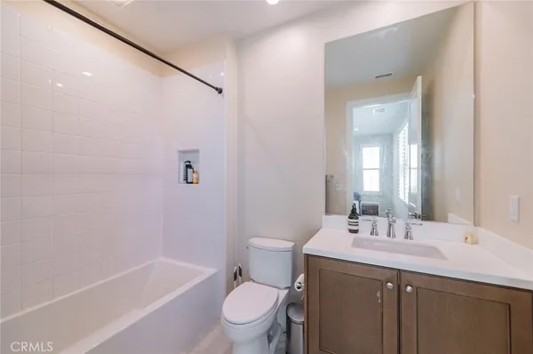 $9,800 | 58 Longchamp, Irvine, CA 92602