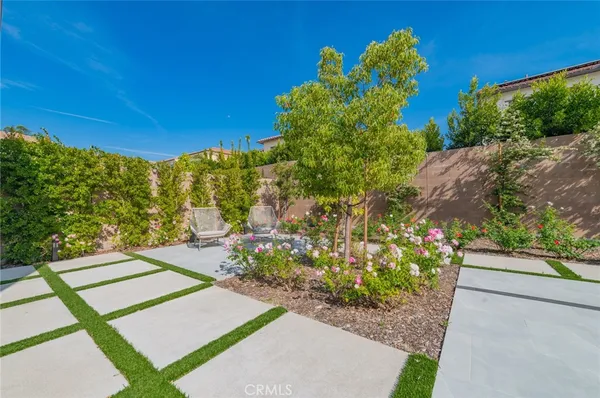 $9,800 | 58 Longchamp, Irvine, CA 92602