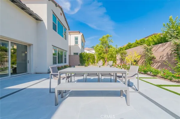 $9,800 | 58 Longchamp, Irvine, CA 92602