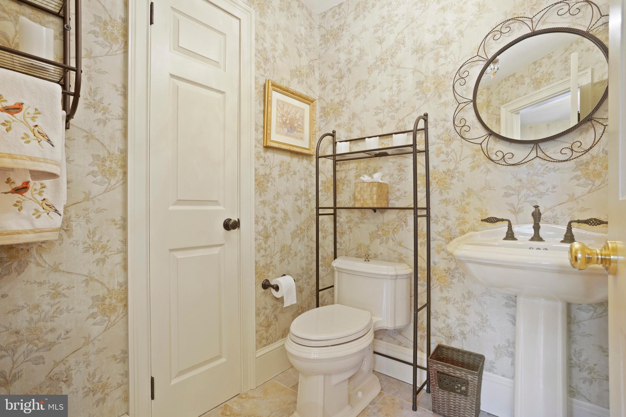 910 Morris Road Blue Bell, PA 19422 - Photo 28 of 56 Powder Room