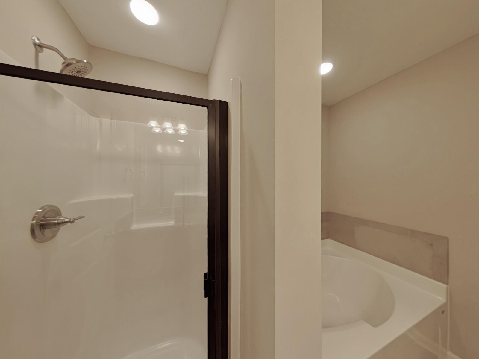 2355 Belair Spg Road Augusta, GA 30909 - Photo 13 of 16 Main Bathroom-7