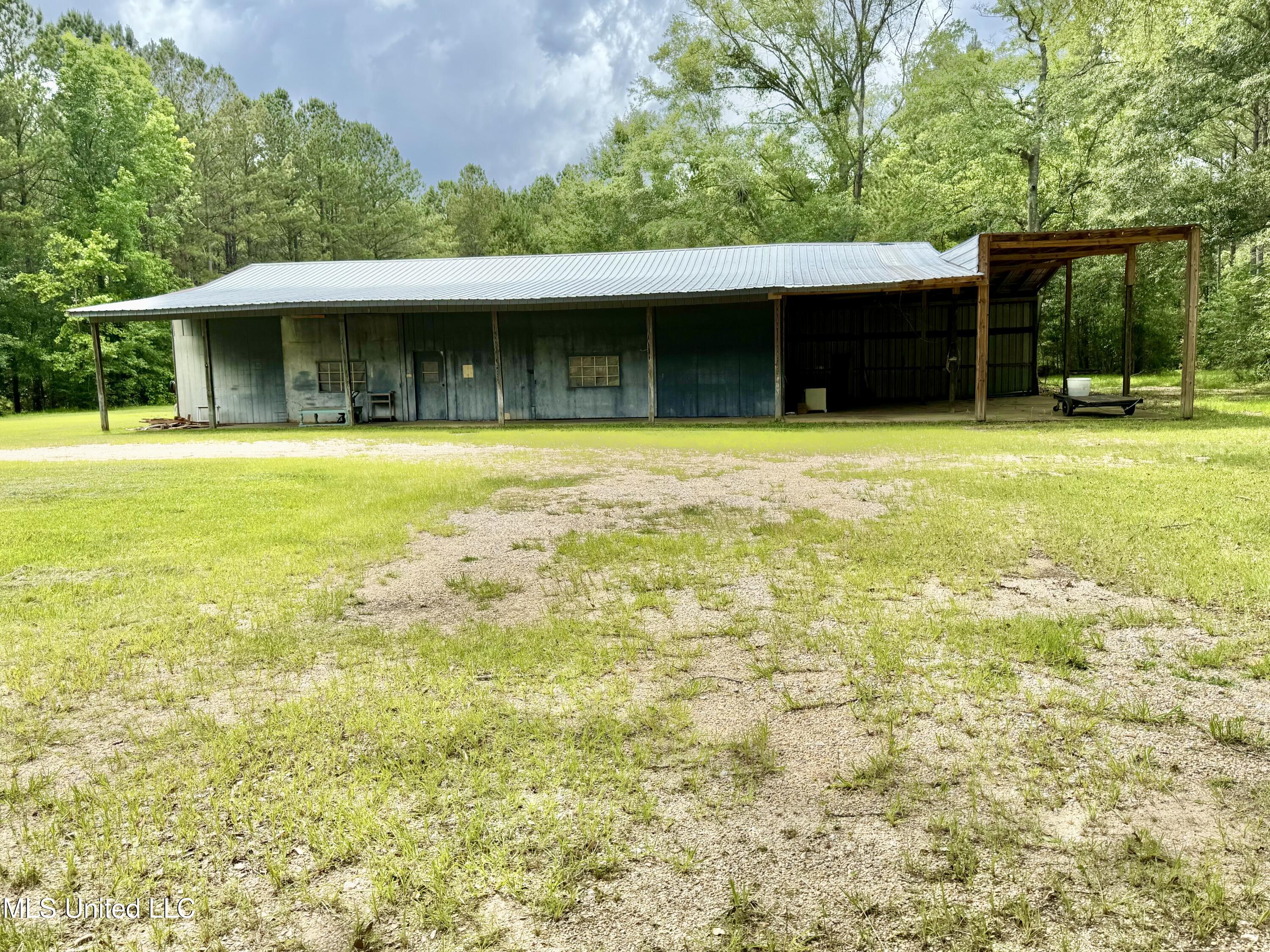 1104 County Road 266 Shubuta, MS 39360 - Photo 4 of 20 IMG_6098