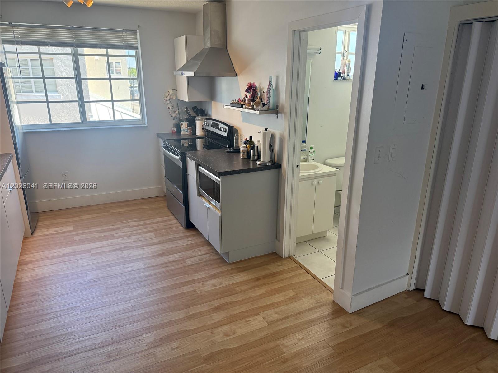 12015 Southwest 14th Street Miami, FL 33184 - Photo 9 of 24