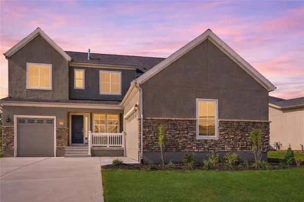 $630,000 | 8200 North Sycamore Avenue, Kansas City, MO 64158