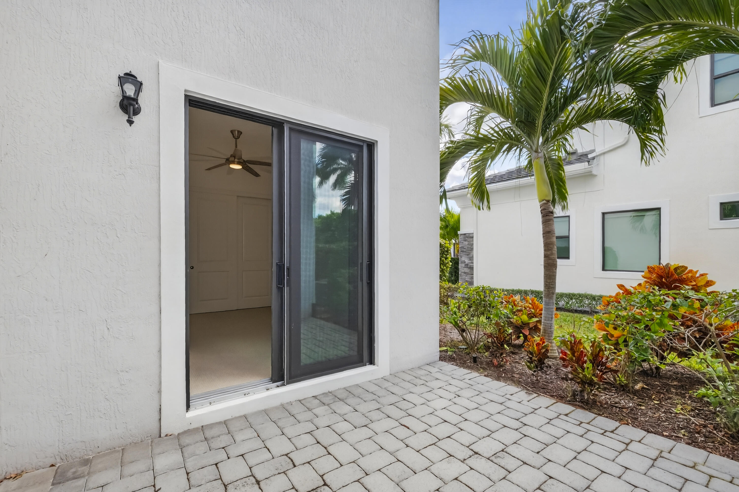 6980 Northwest 28th Avenue Boca Raton, FL 33496 - Photo 58 of 69 70-print-8I8A8216