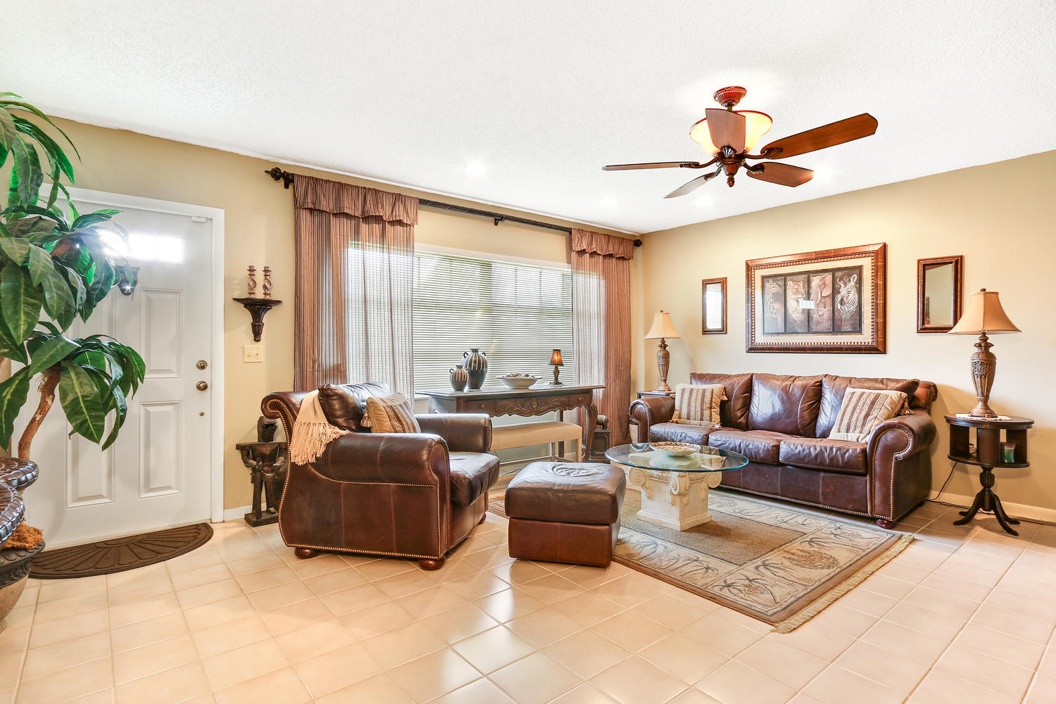 4649 Betelnut Street Boca Raton, FL 33428 - Photo 3 of 20 4649 Betelnut St Boca Raton FL-large-003