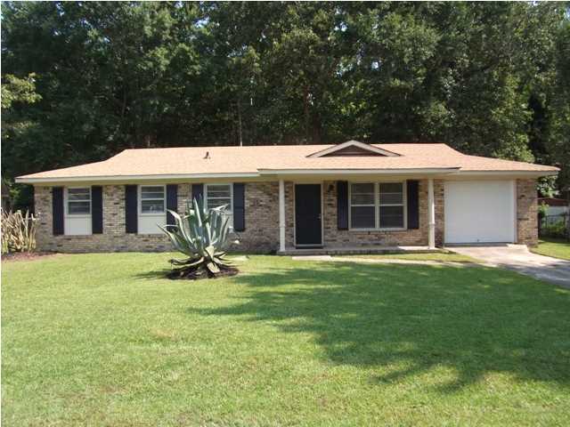 119 County Rd S-18-649 Summerville, SC 29485 - Photo 1 of 16 Primary Photo