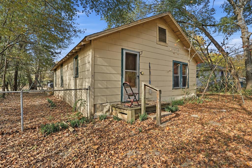 409 North Henry Street Lindale, TX 75771 - Photo 16 of 21