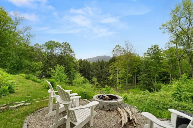 $1,450,000 | 515 Shattuck Hill Road, Unit 515 513 & 511, West Windsor, VT 05062