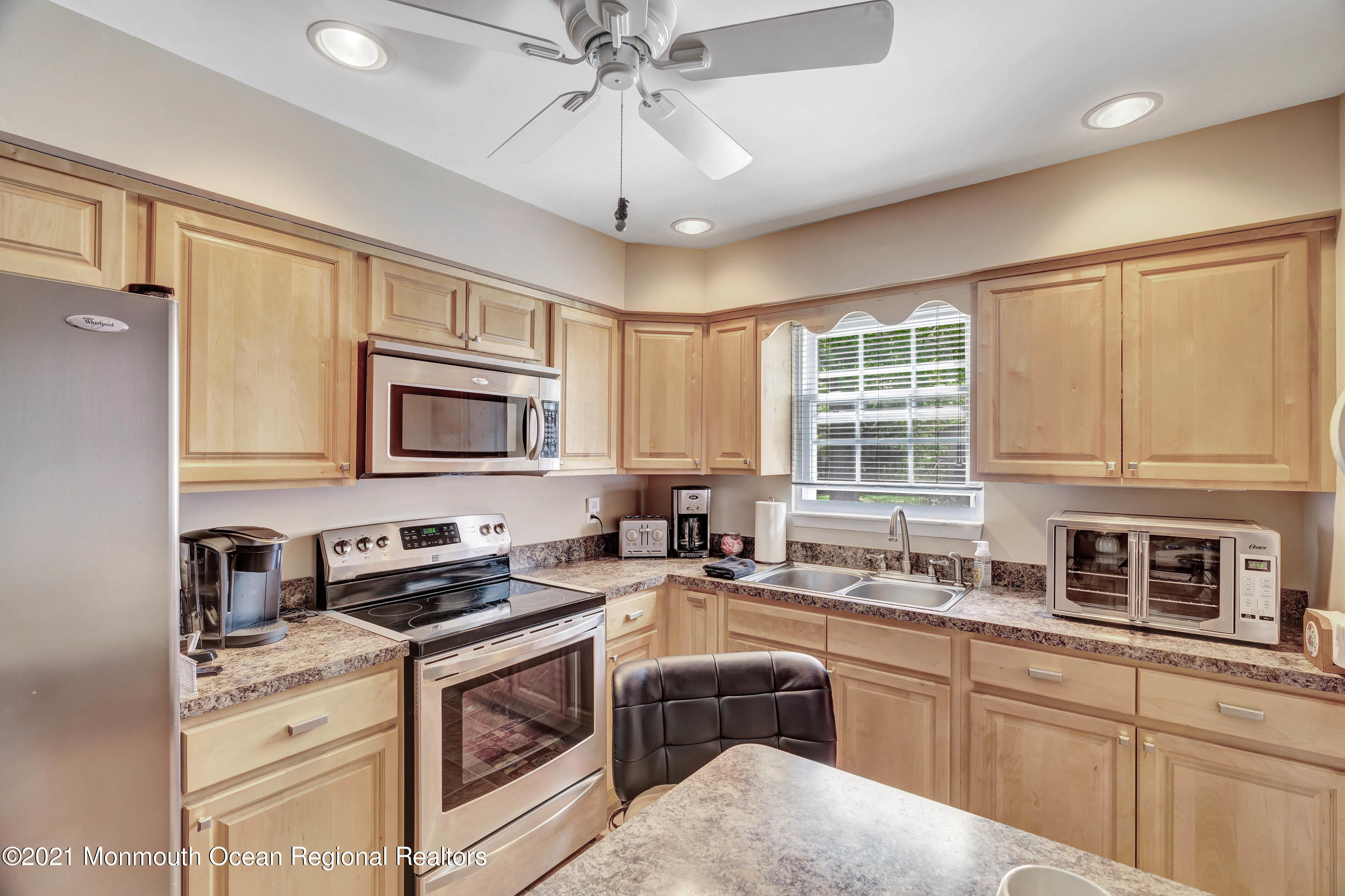 47 B Medford Road Whiting, NJ 08759 - Photo 16 of 26 3 (9)
