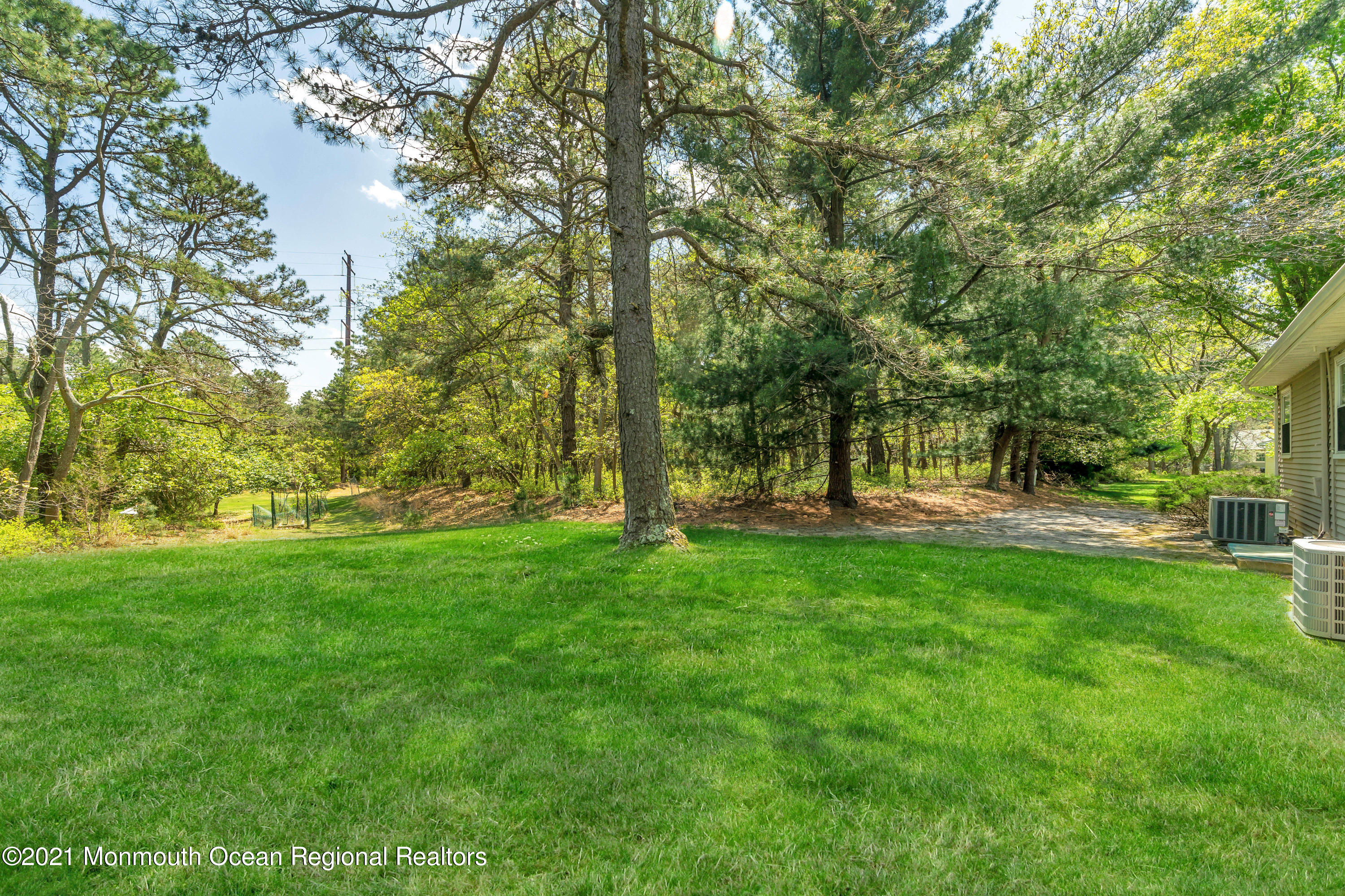 47 B Medford Road Whiting, NJ 08759 - Photo 25 of 26 2 (1)