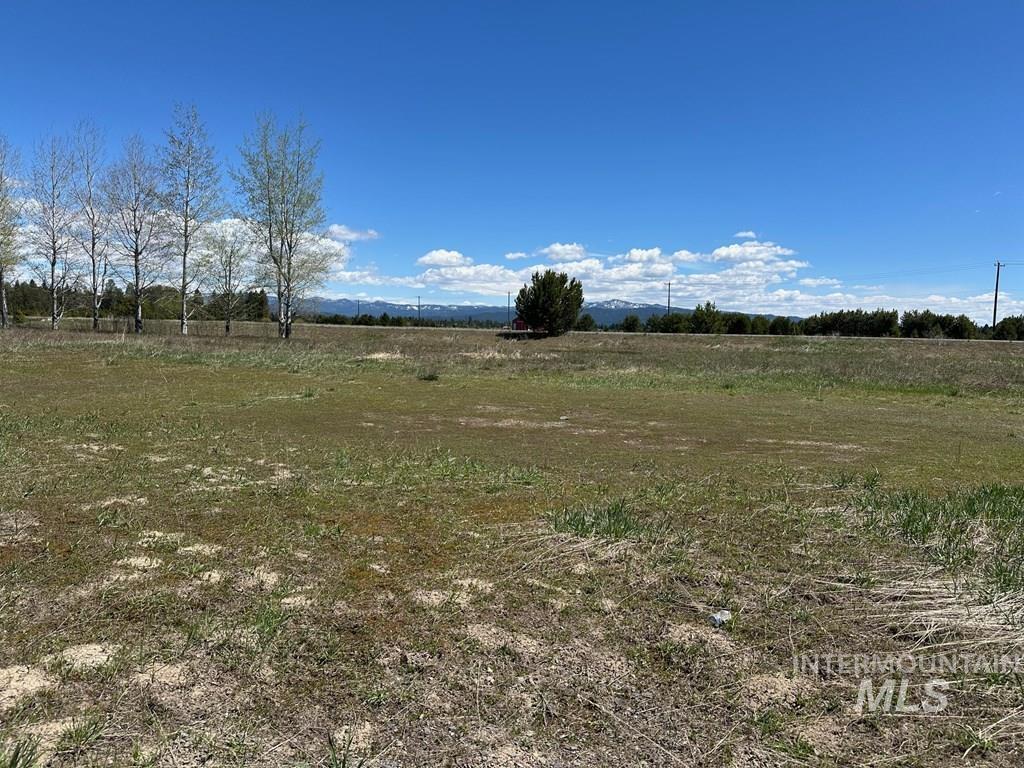 13116 Hawks Bay Road Donnelly, ID 83615 - Photo 11 of 16